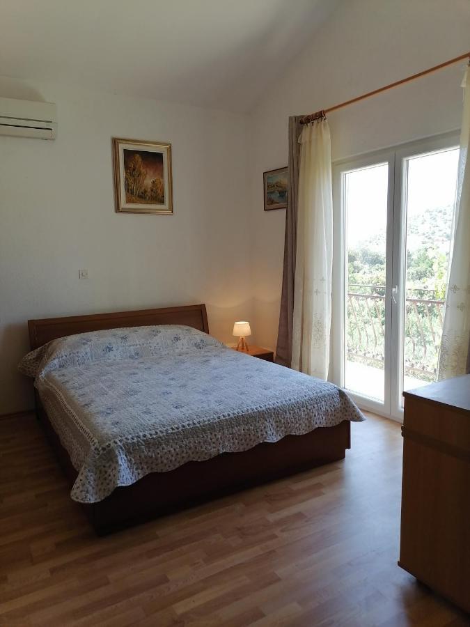 Apartments Vedrana Ražanj Eksteriør billede